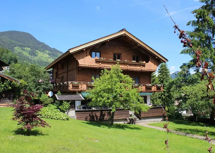 Hillside Apartments Pircher